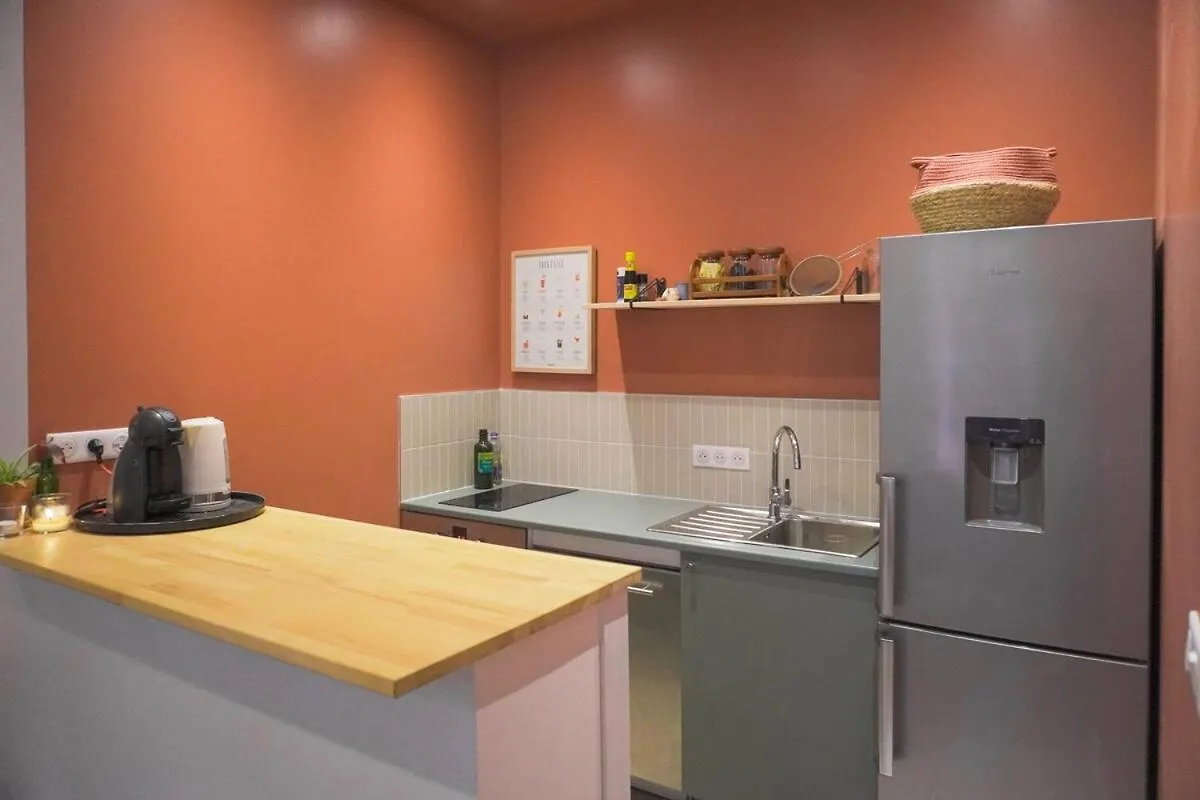 Apartamento Cocon Lumineux Au Coeur Du 18Eme París Francia